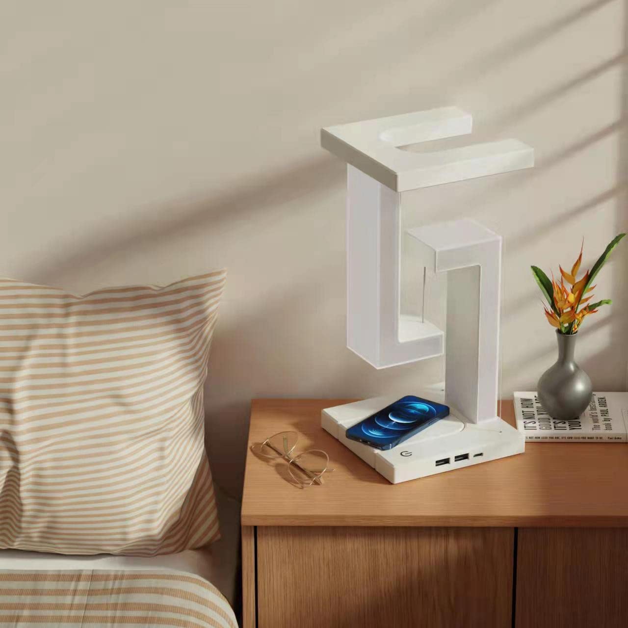Lampe Équilibrée™ – Design Flottant & Recharge Sans Fil